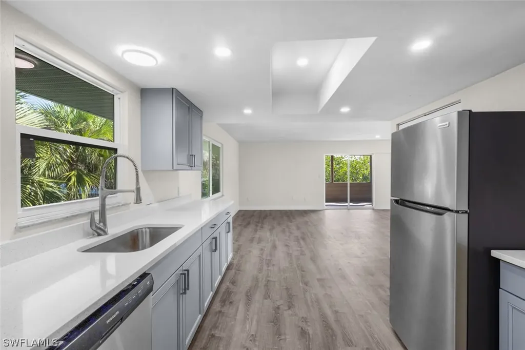 1284 Rainbow Court Naples FL 34110