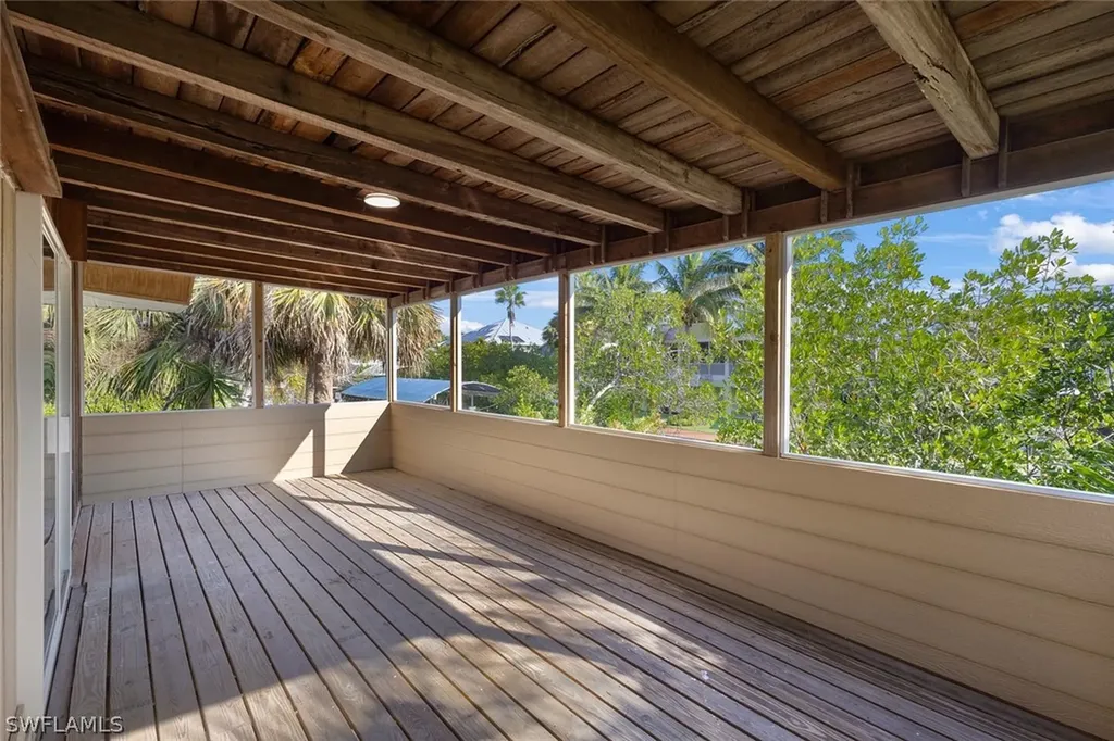 1284 Rainbow Court Naples FL 34110