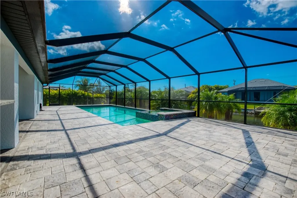 1824 SW 23rd Court Cape Coral FL 33991