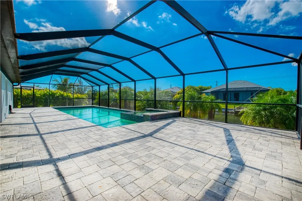 1824 SW 23rd Court Cape Coral FL 33991