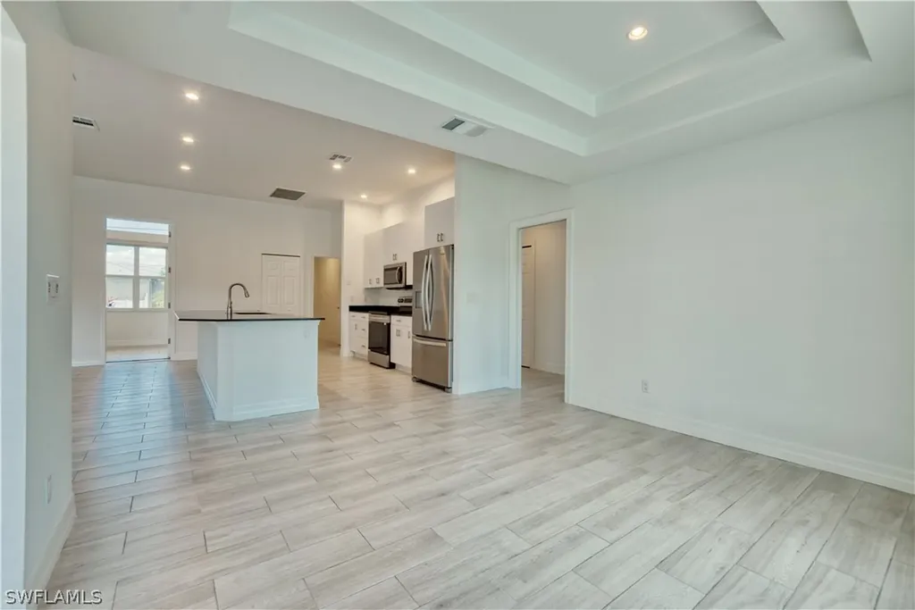 1824 SW 23rd Court Cape Coral FL 33991