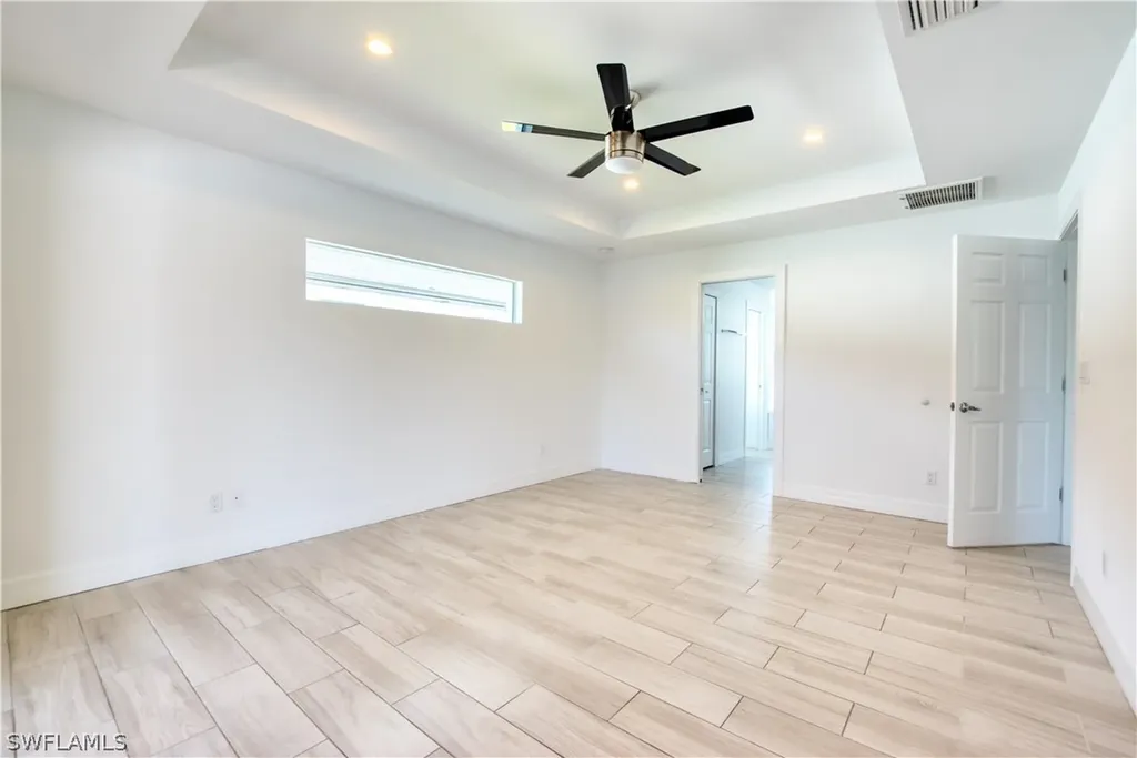 1824 SW 23rd Court Cape Coral FL 33991