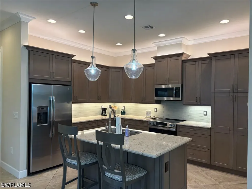 6931 Cay Court Naples FL 34113