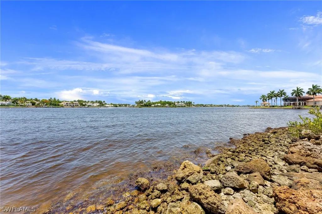 4631 Arboretum Circle Naples FL 34112