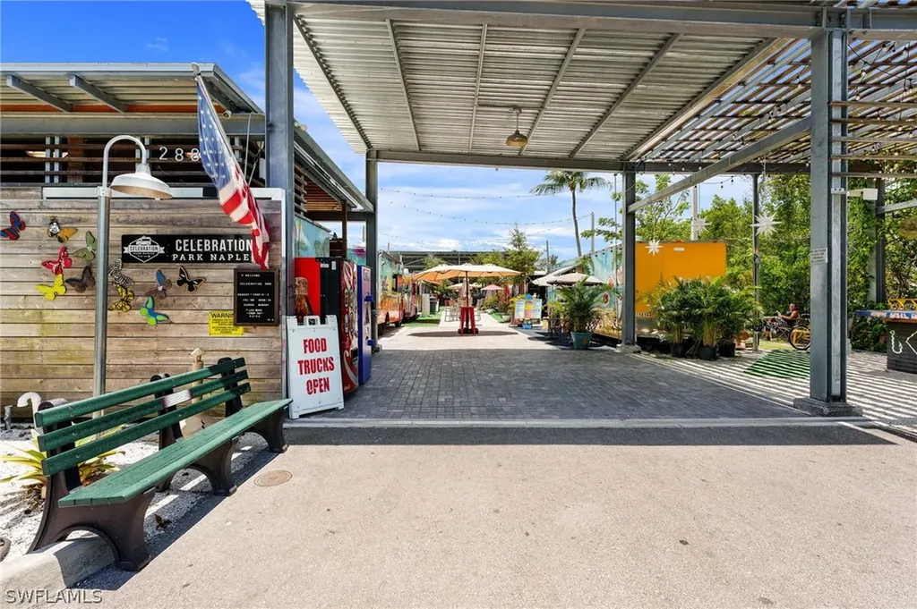 4631 Arboretum Circle Naples FL 34112