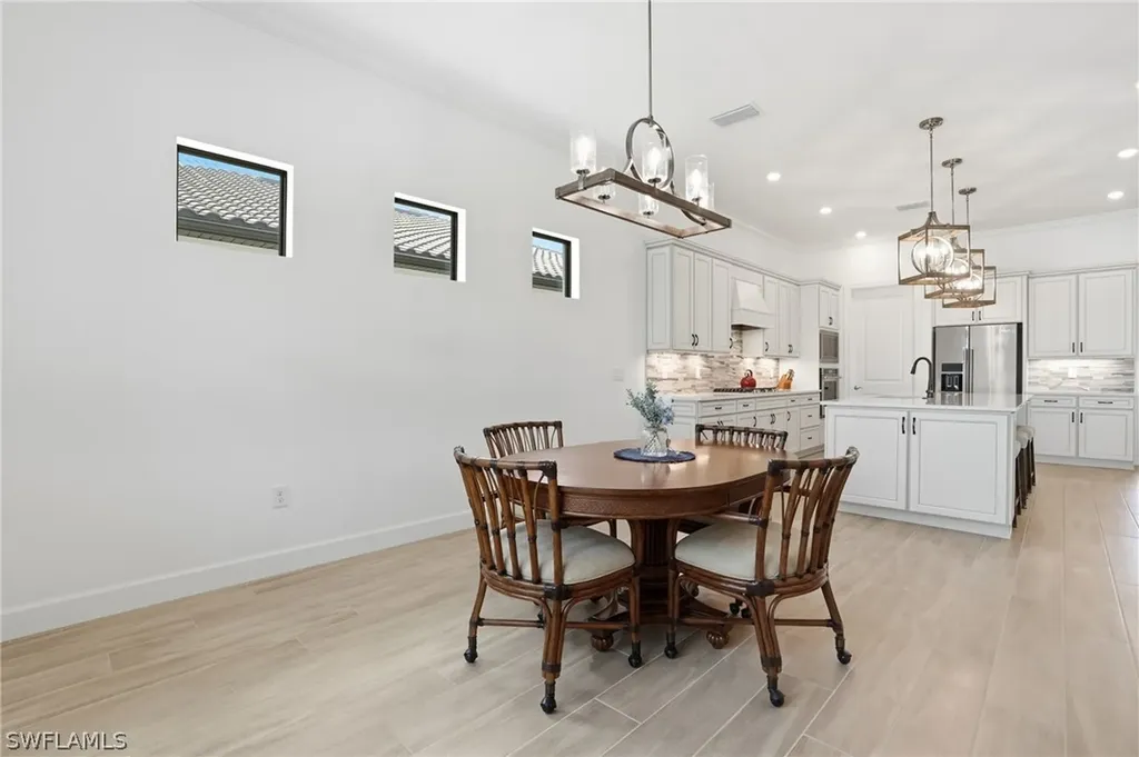 1821 Amador Court Naples FL 34120