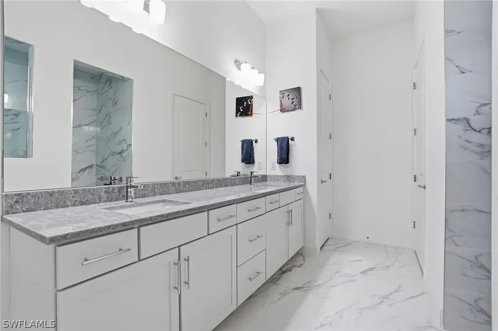 1821 Amador Court Naples FL 34120