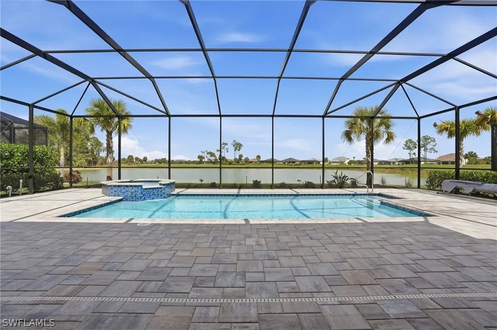 1821 Amador Court Naples FL 34120
