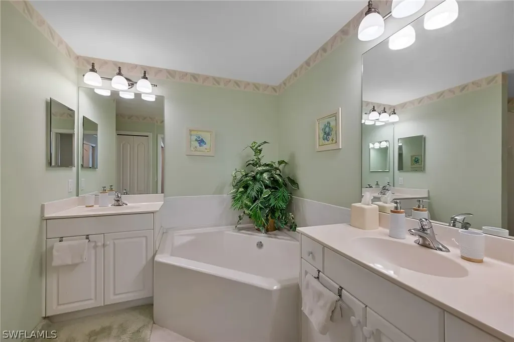 3425 Grand Cypress Drive Naples FL 34119