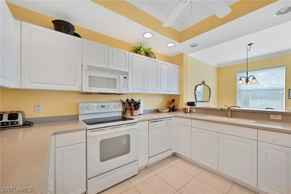 3425 Grand Cypress Drive Naples FL 34119