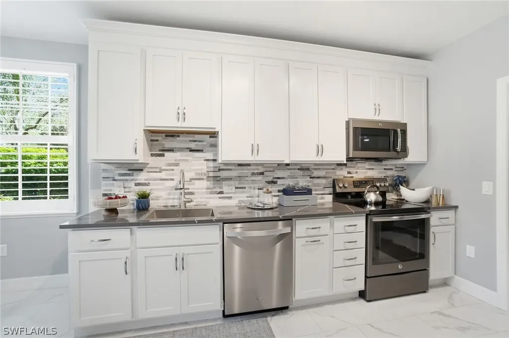 8310 Big Acorn Circle Naples FL 34119