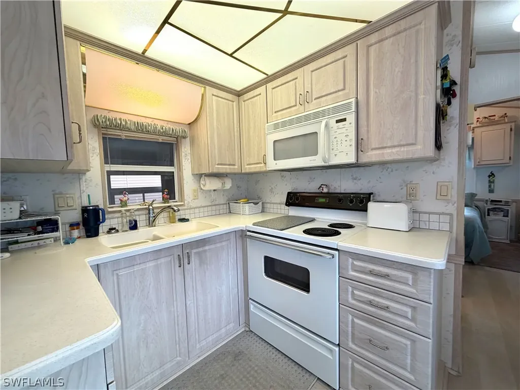 4581 Robert E Lee Boulevard E Estero FL 33928