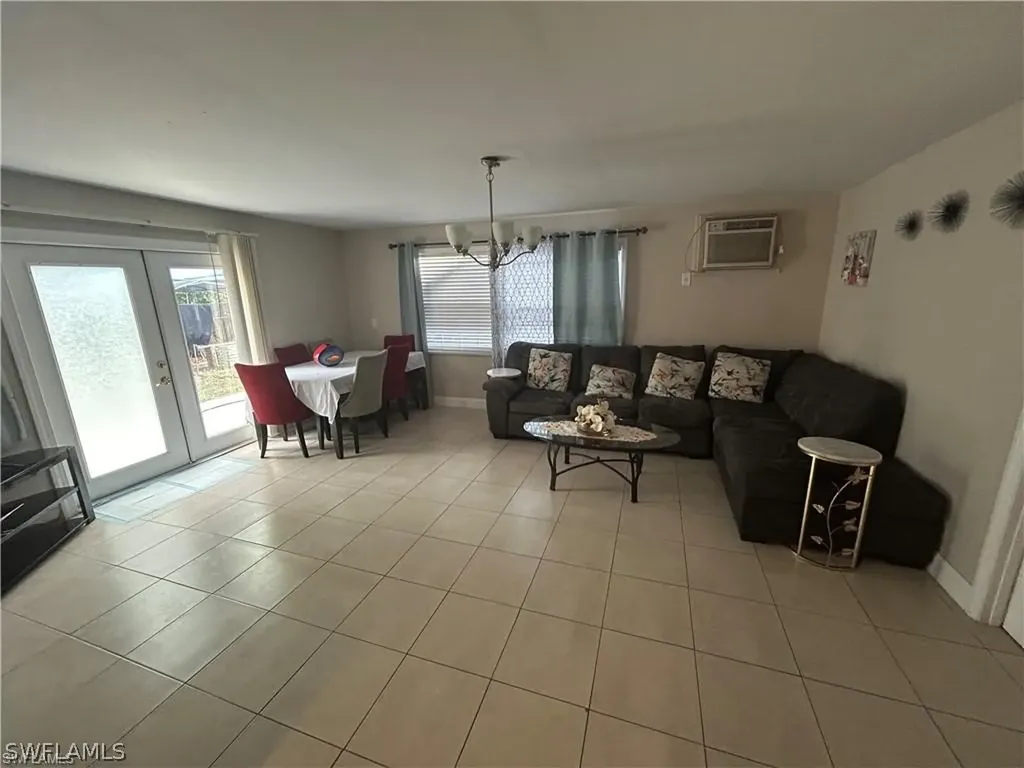 4920 Cortez Circle Naples FL 34112