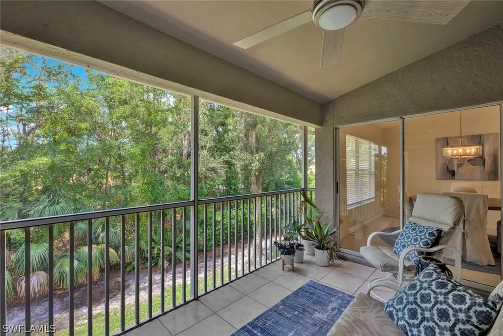 386 Emerald Bay Circle Naples FL 34110