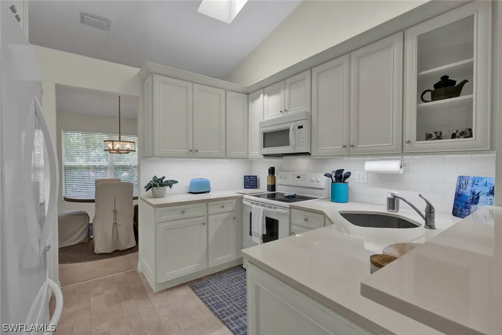 386 Emerald Bay Circle Naples FL 34110