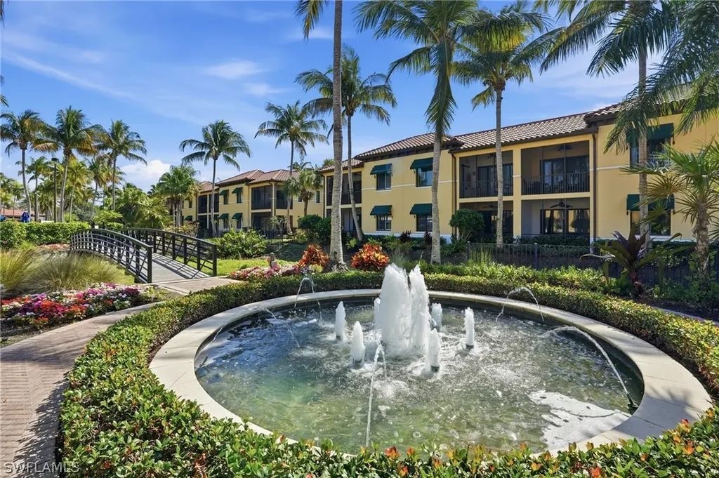 975 Sandpiper Street Naples FL 34102