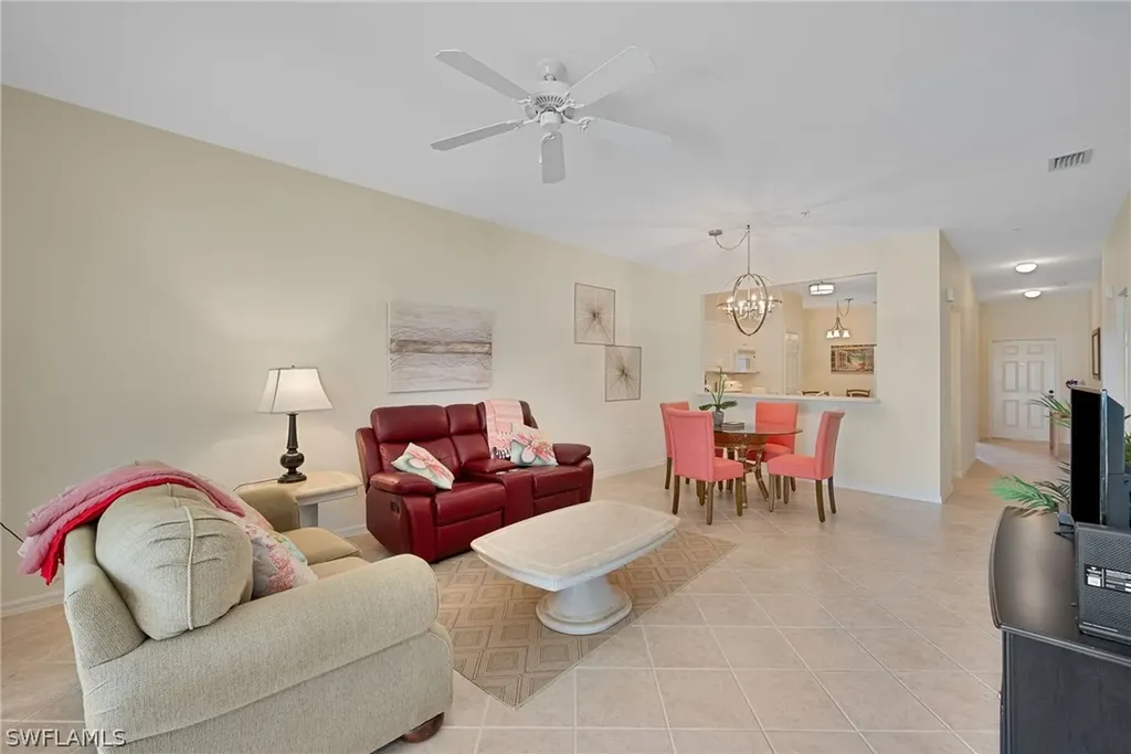 3993 Bishopwood Court E Naples FL 34114