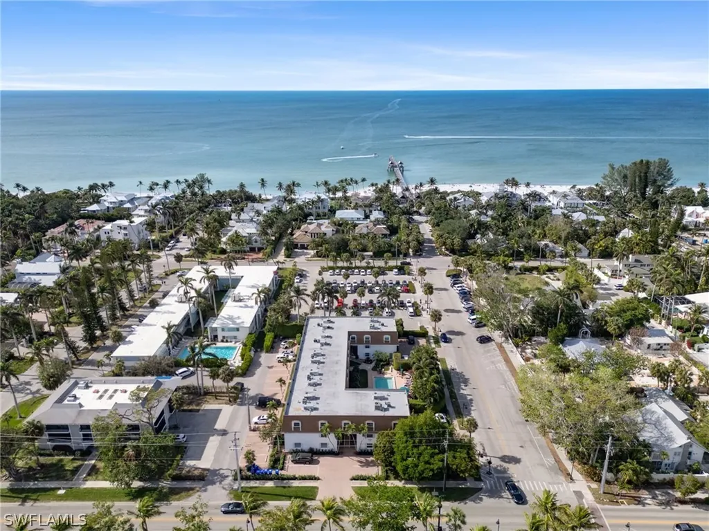 1222 Gordon Drive Naples FL 34102