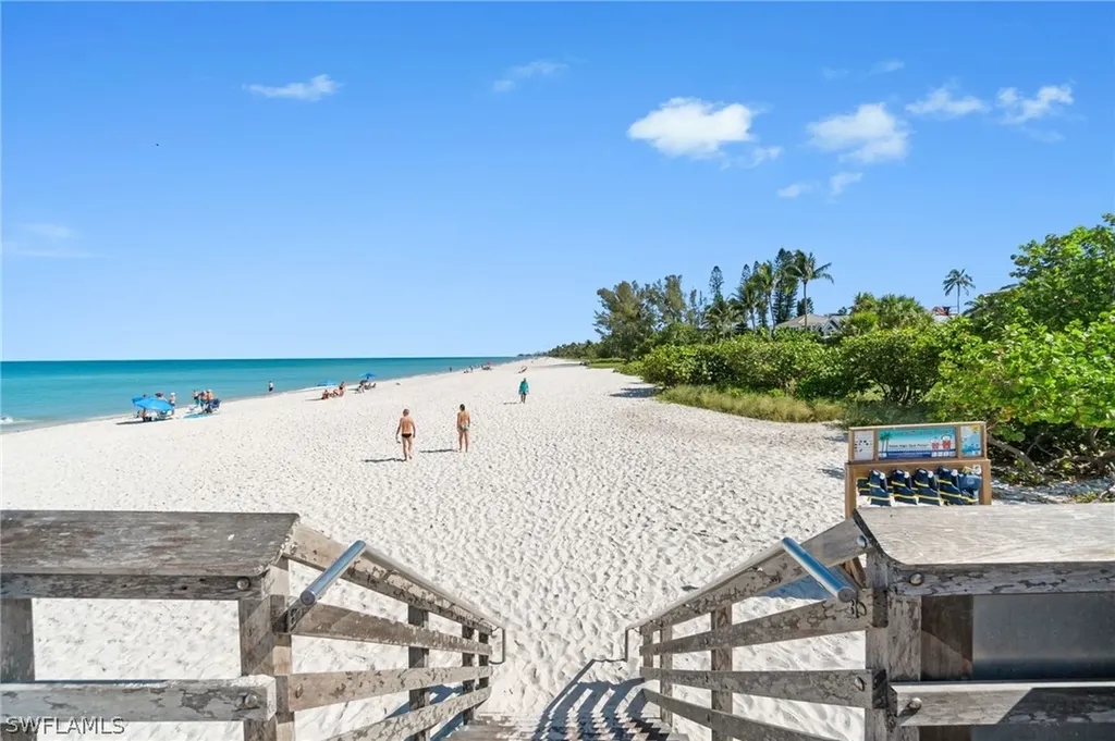 1222 Gordon Drive Naples FL 34102