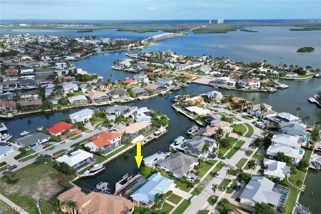 562 Goldcoast Court Marco Island FL 34145