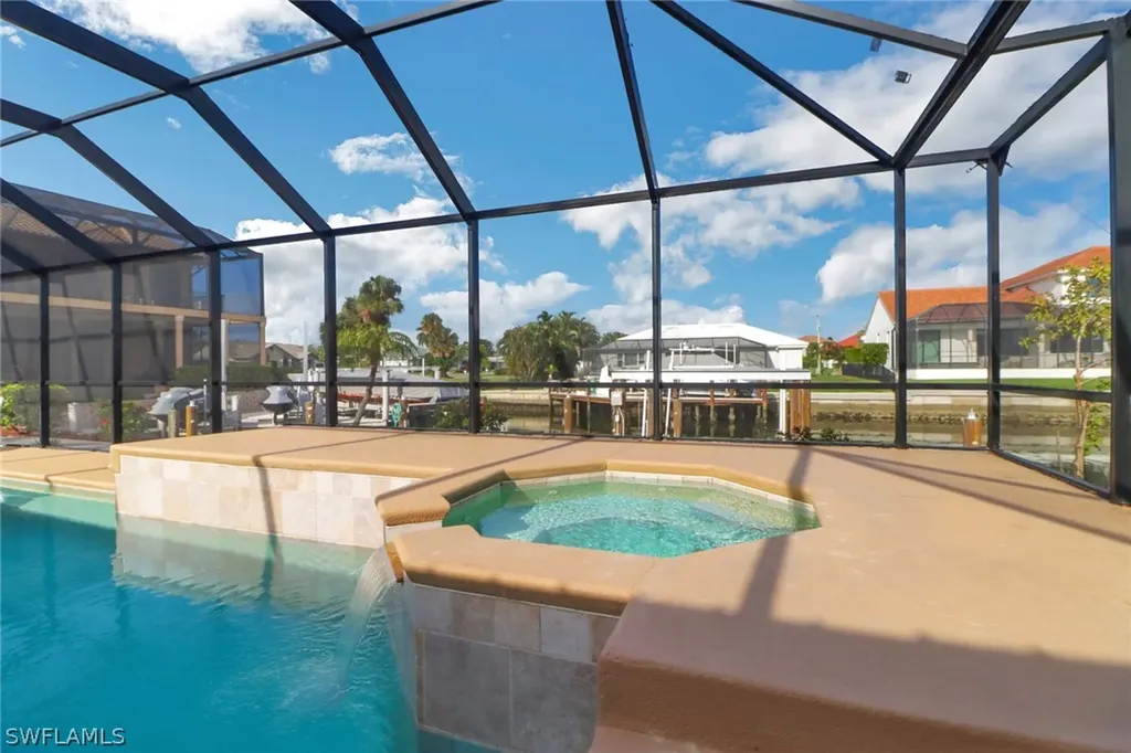 562 Goldcoast Court Marco Island FL 34145