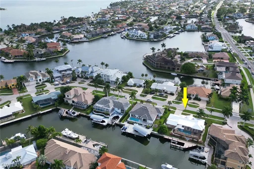 562 Goldcoast Court Marco Island FL 34145