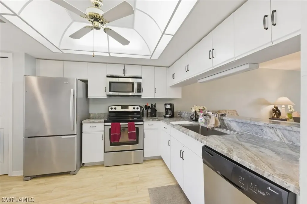 7300 Saint Ives Way Naples FL 34104