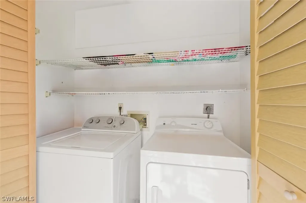 7300 Saint Ives Way Naples FL 34104