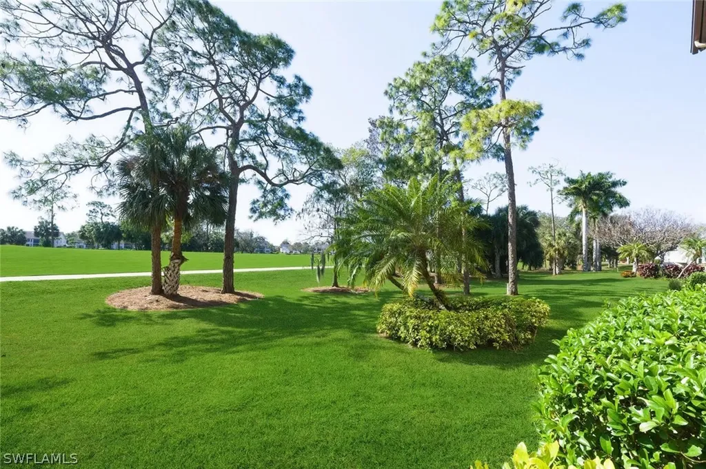 7300 Saint Ives Way Naples FL 34104