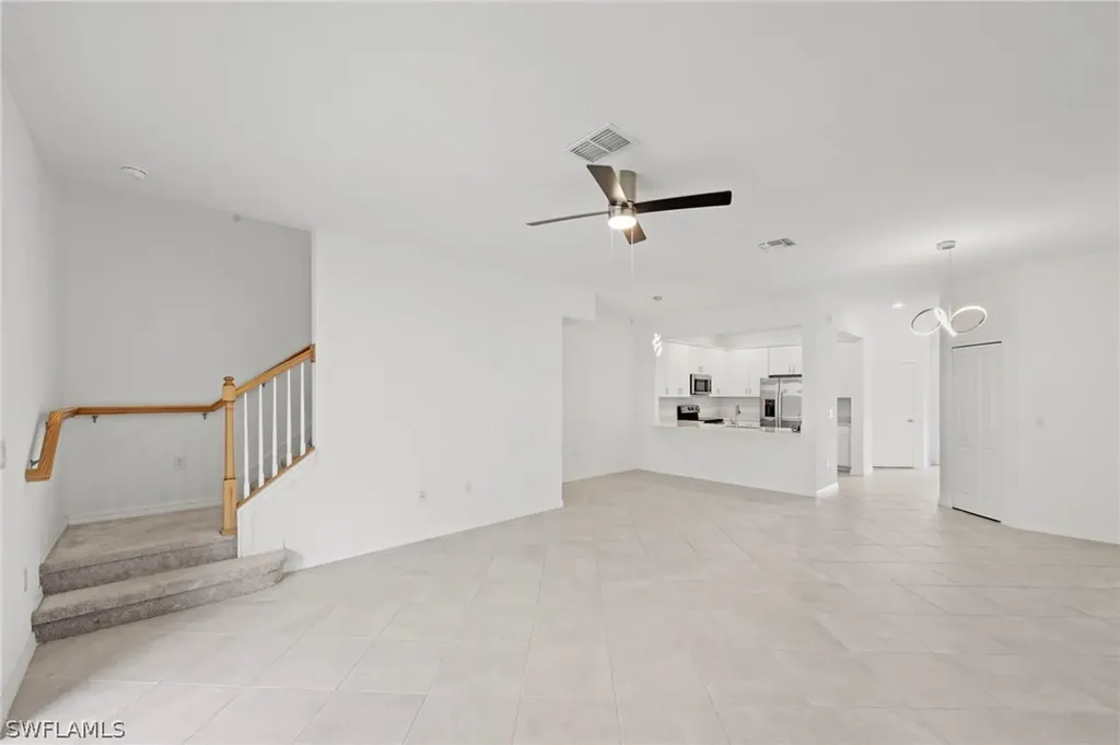 2827 Blossom Way Naples FL 34120