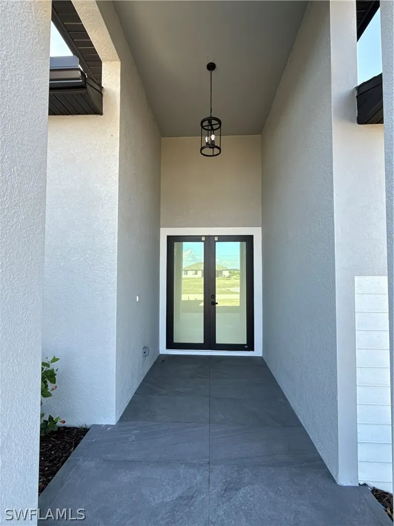 3510 NW 46th Avenue Cape Coral FL 33993