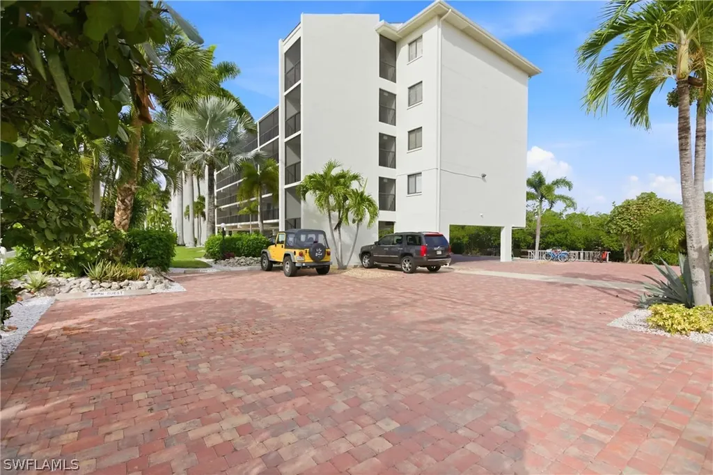 5220 Bonita Beach Road SW Bonita Springs FL 34134