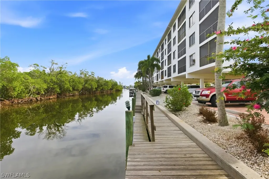 5220 Bonita Beach Road SW Bonita Springs FL 34134