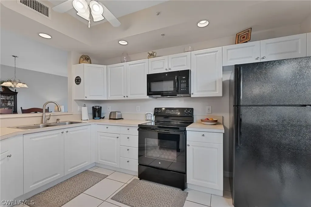 2880 Cypress Trace Circle Naples FL 34119