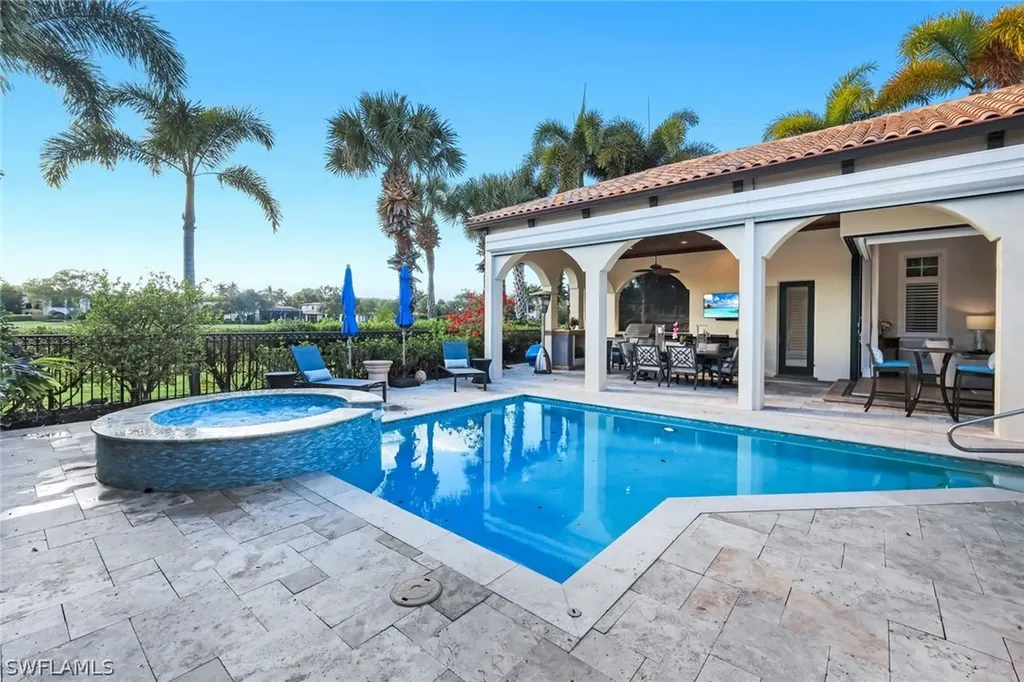 1561 Marsh Wren Lane Naples FL 34105