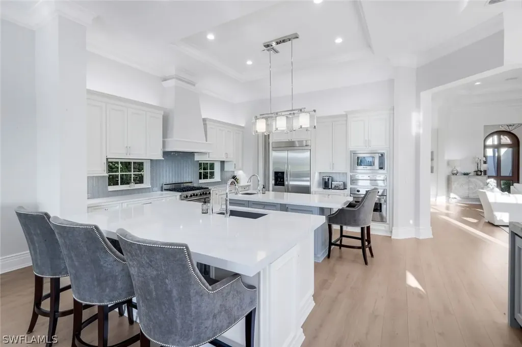 1561 Marsh Wren Lane Naples FL 34105