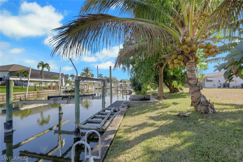 5155 Sunnybrook Court Cape Coral FL 33904