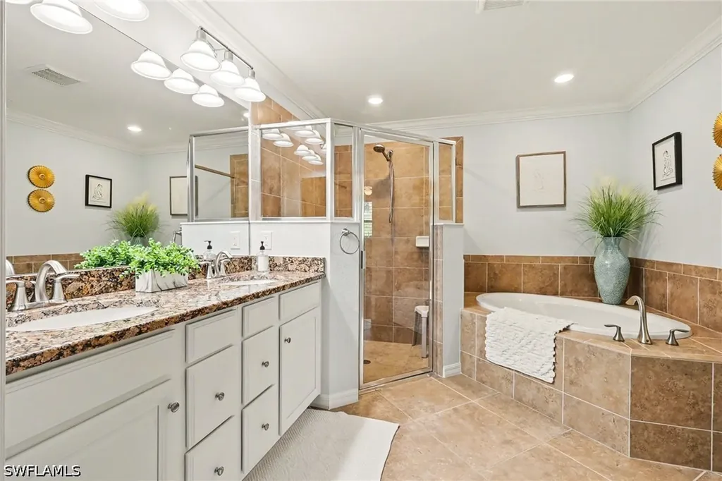 28050 Cookstown Court Bonita Springs FL 34135