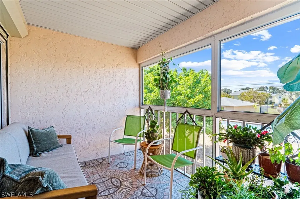 4616 Skyline Boulevard Cape Coral FL 33914