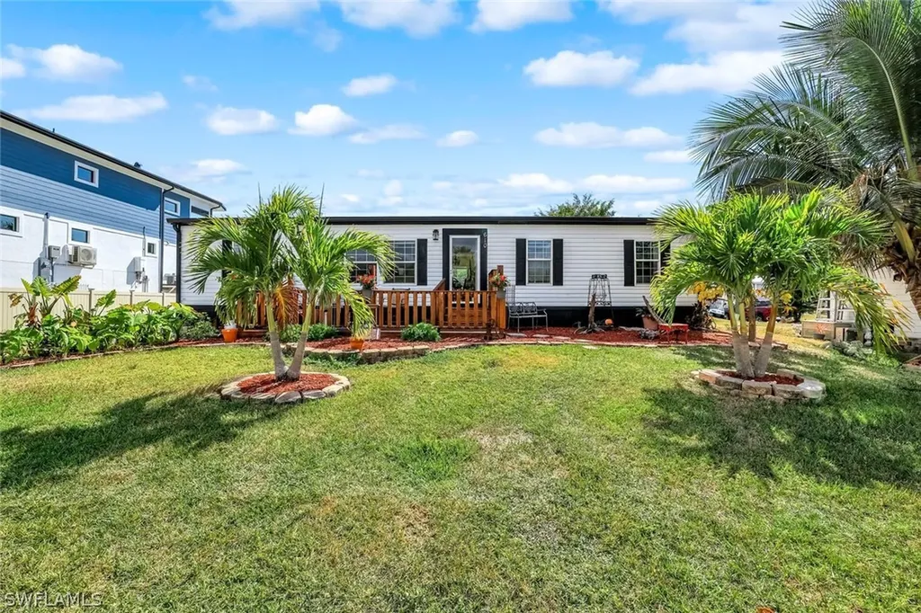 610 Sunset Drive Goodland FL 34140