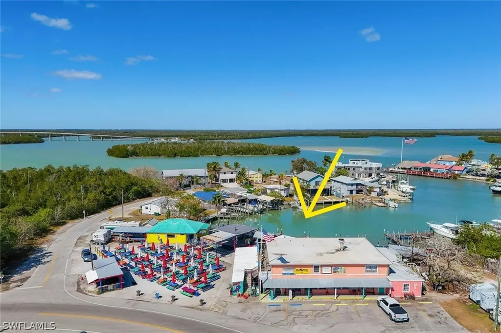 610 Sunset Drive Goodland FL 34140