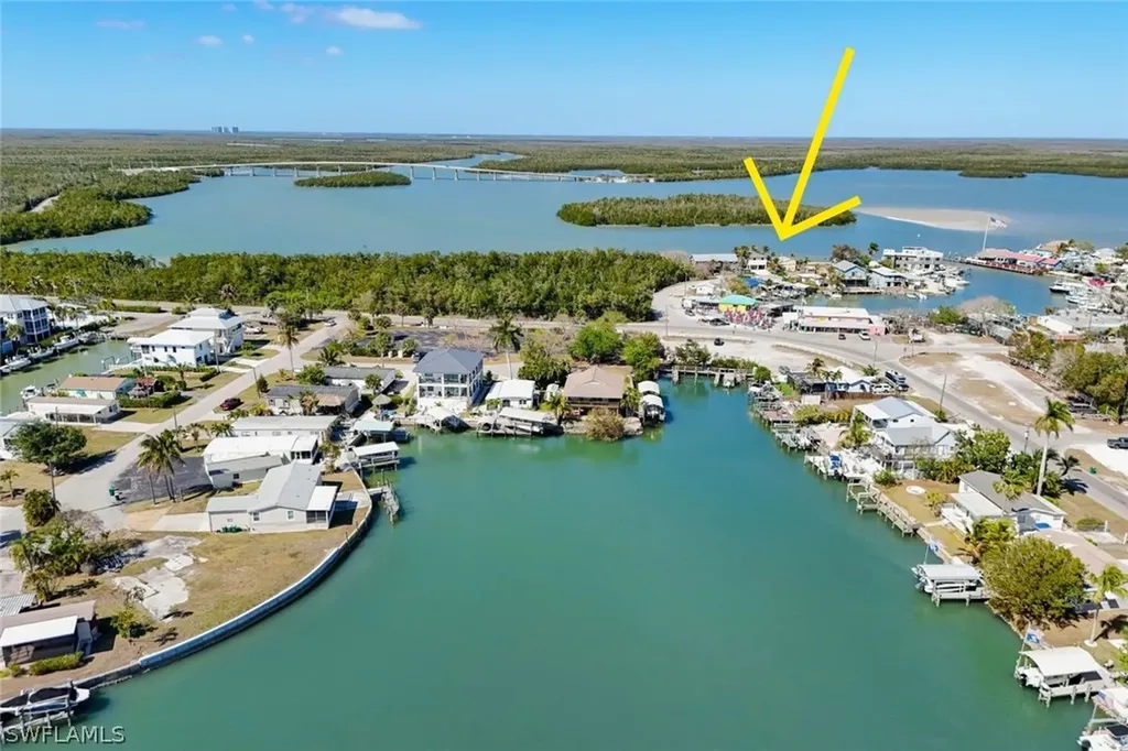 610 Sunset Drive Goodland FL 34140