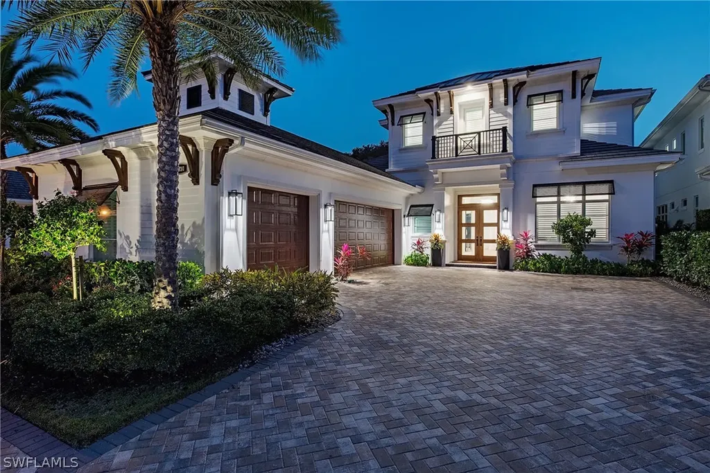 6830 Mangrove Avenue Naples FL 34109