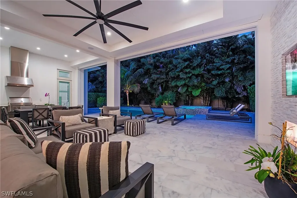 6830 Mangrove Avenue Naples FL 34109