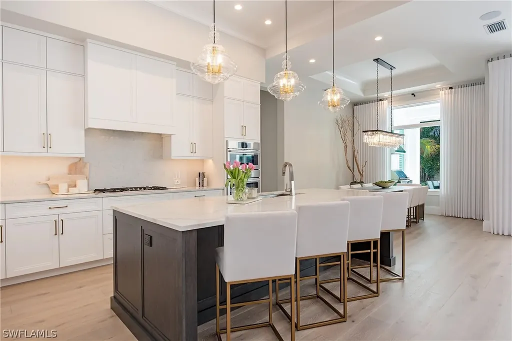 6830 Mangrove Avenue Naples FL 34109