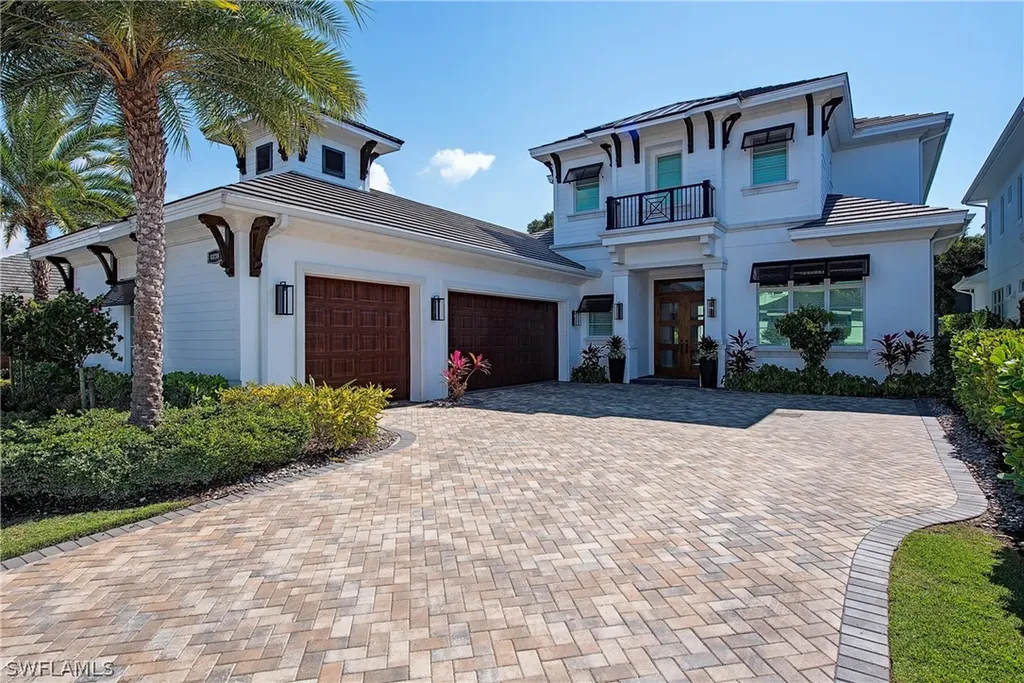 6830 Mangrove Avenue Naples FL 34109