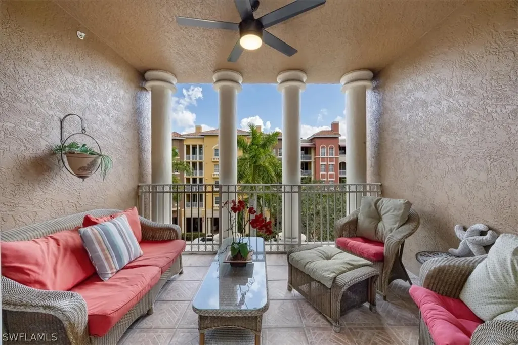 410 Bayfront Place Naples FL 34102