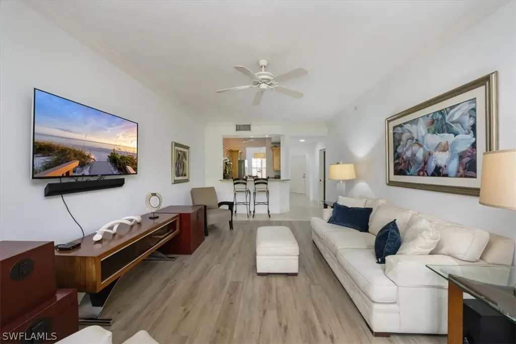 410 Bayfront Place Naples FL 34102
