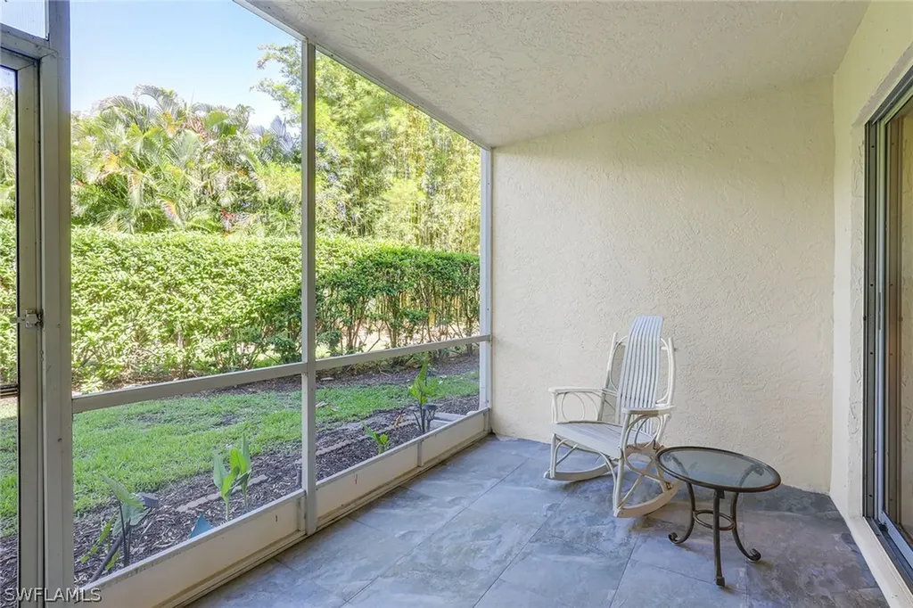 605 Squire Circle Naples FL 34104
