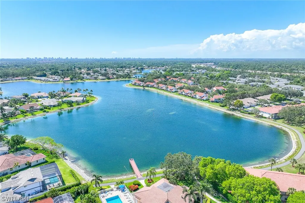 605 Squire Circle Naples FL 34104